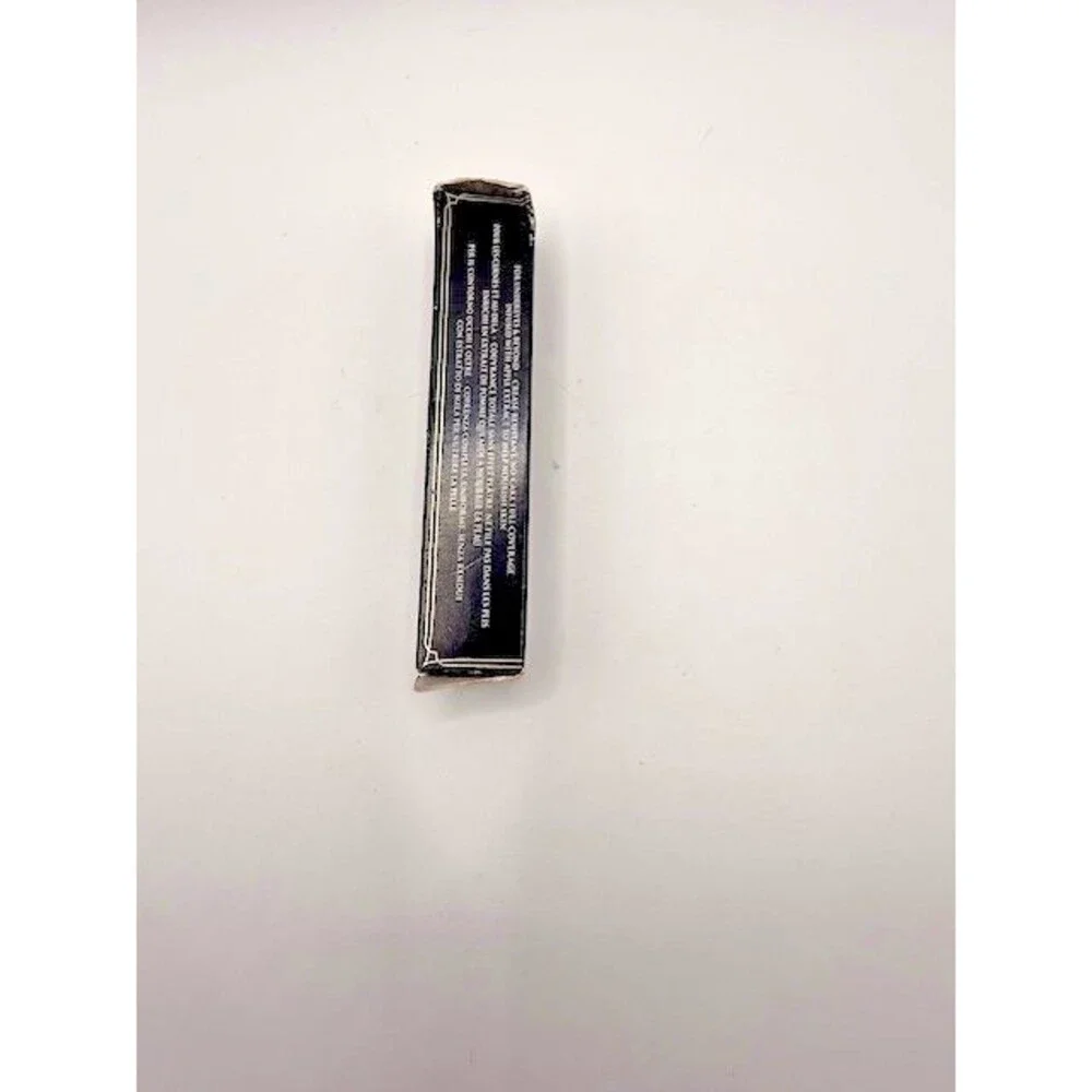 KVD Kat Von D Lock-It Foundation Light 122 Full Coverage Liquid Makeup